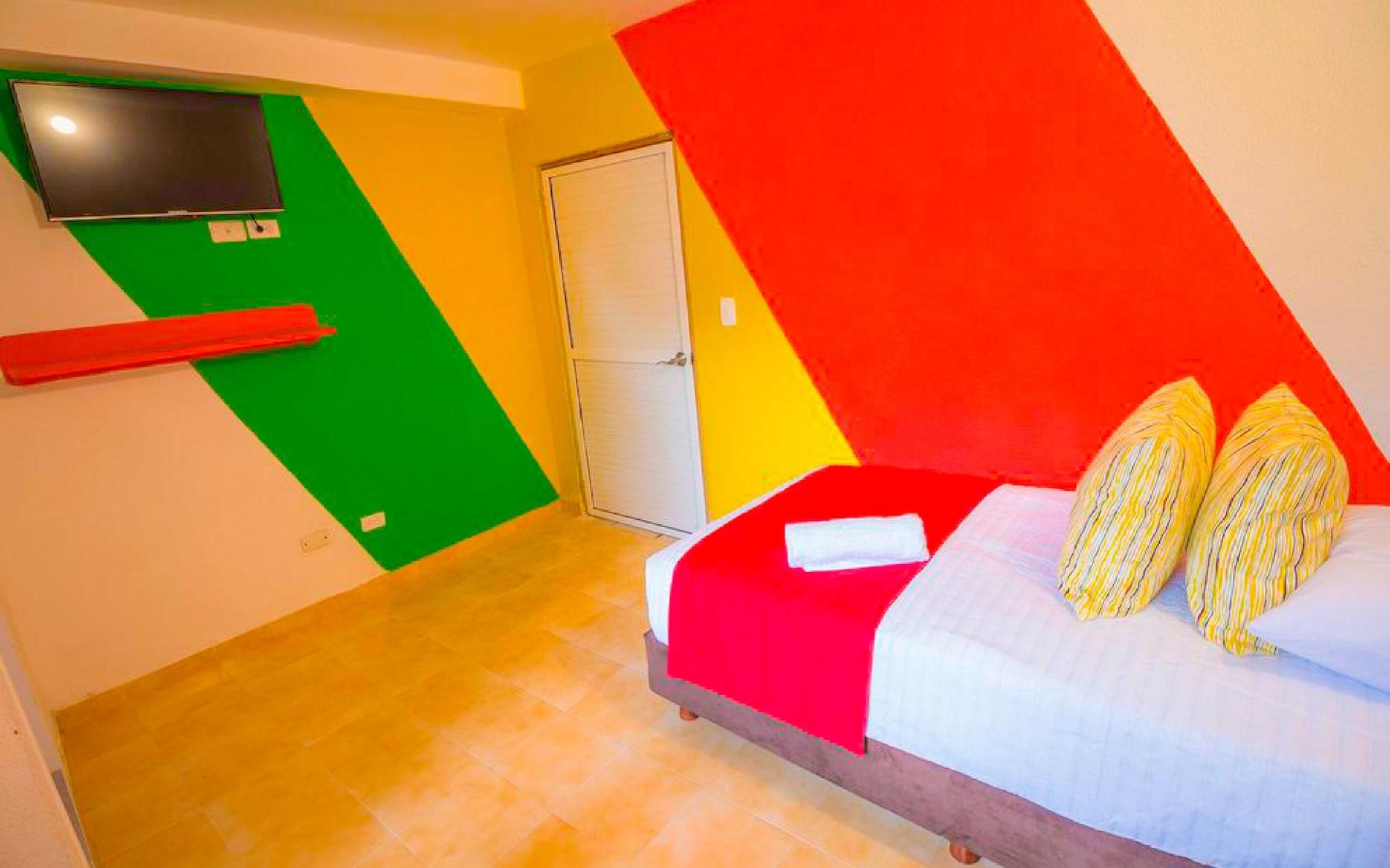 Posada Magic Hill On Vacation ซานอันเดรส ภายนอก รูปภาพ